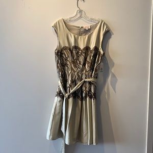Cece’s New York summer dress. Size 16, new, never worn. Pretty shiny dress.